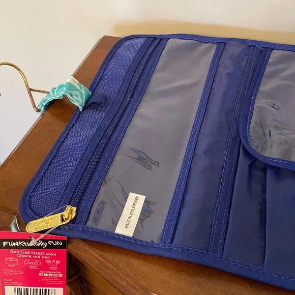 London Soho New York Hanging Organizer - Picture 6 of 8